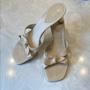 Cream Sandals with Kitten Heel